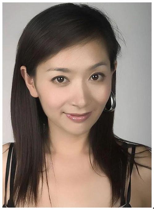 王芳背景,从平凡走向卓越的励志人生